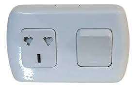 *Caja Superficie Punto y Toma Comb. Tekna KL39654 Kalop